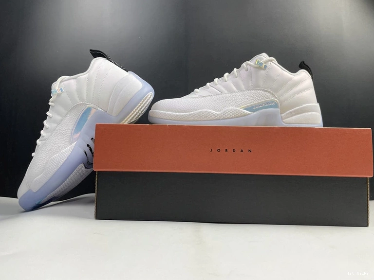 DB0733-190 12 Low Jordan Easter Retro - (2021) 0116